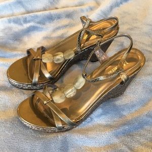 Madeline Stuart Wedges